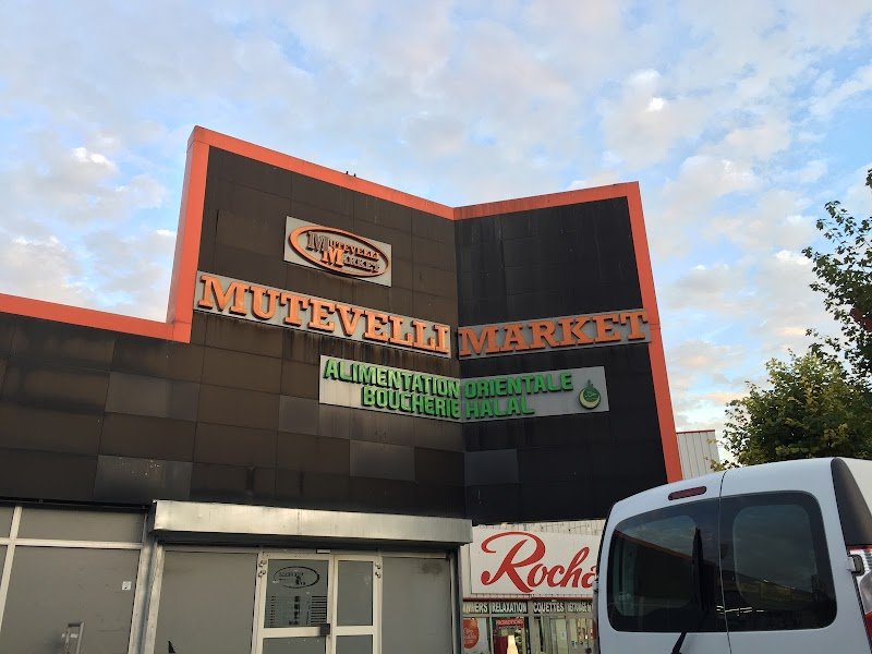 Mutevelli Market Péguy